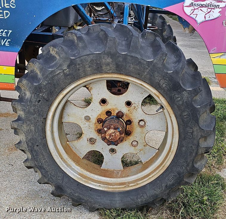 image for item DQ1106 Shop built truck