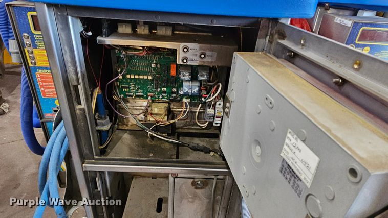 image for item DQ1110 (5) car wash vacuums