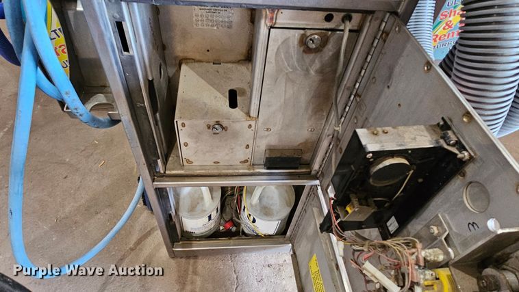 image for item DQ1110 (5) car wash vacuums