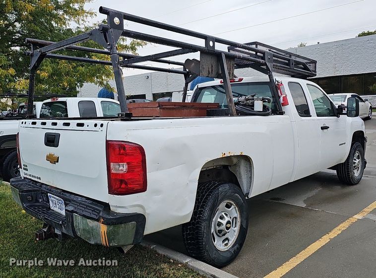 image for item DQ1160 2012 Chevrolet Silverado 2500HD  Ext. Cab pickup truck