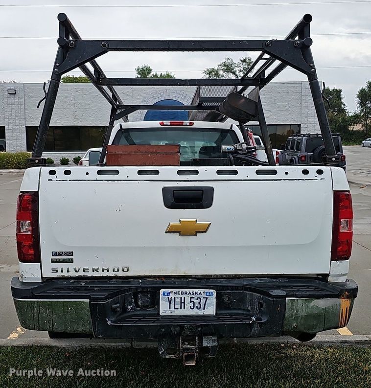 image for item DQ1160 2012 Chevrolet Silverado 2500HD  Ext. Cab pickup truck