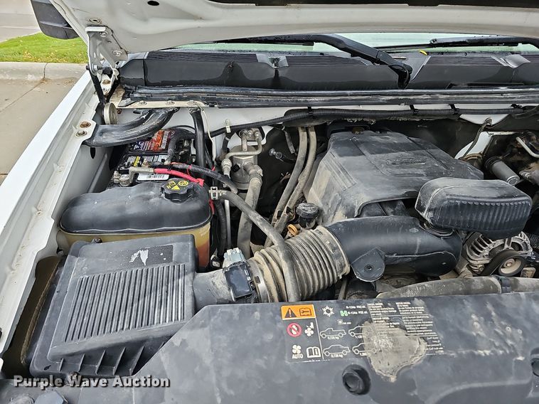 image for item DQ1160 2012 Chevrolet Silverado 2500HD  Ext. Cab pickup truck