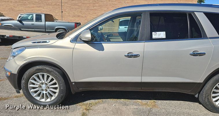 image for item DQ1173 2010 Buick Enclave CXL  SUV