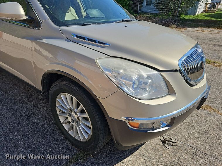 image for item DQ1173 2010 Buick Enclave CXL  SUV