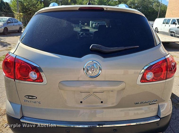 image for item DQ1173 2010 Buick Enclave CXL  SUV