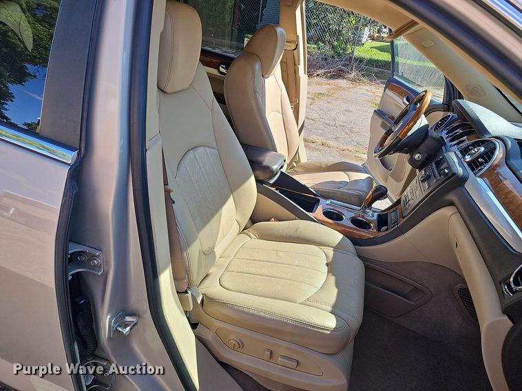 image for item DQ1173 2010 Buick Enclave CXL  SUV