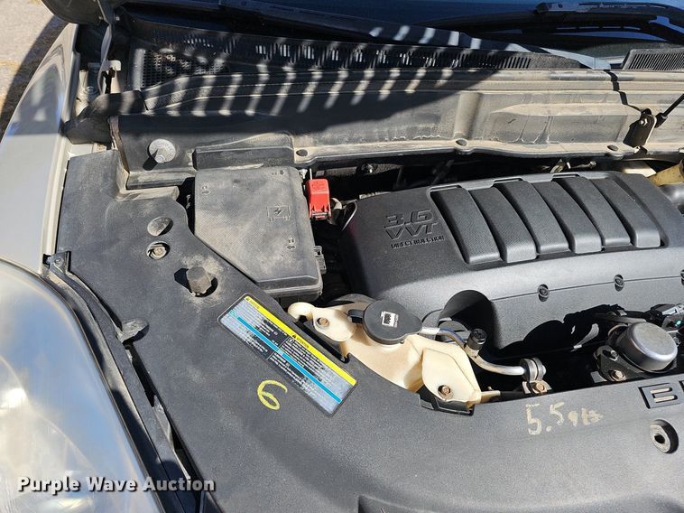 image for item DQ1173 2010 Buick Enclave CXL  SUV