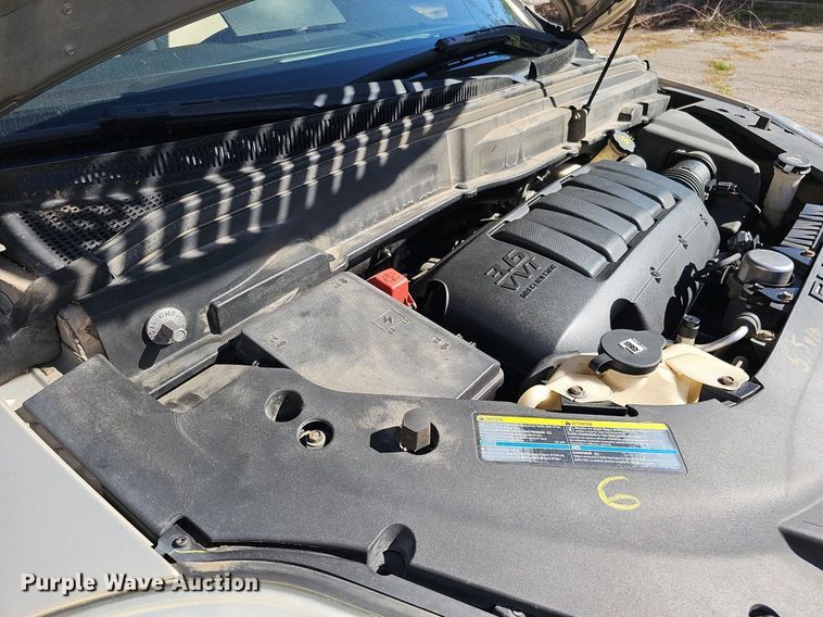 image for item DQ1173 2010 Buick Enclave CXL  SUV