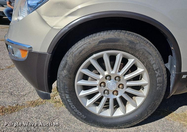 image for item DQ1173 2010 Buick Enclave CXL  SUV