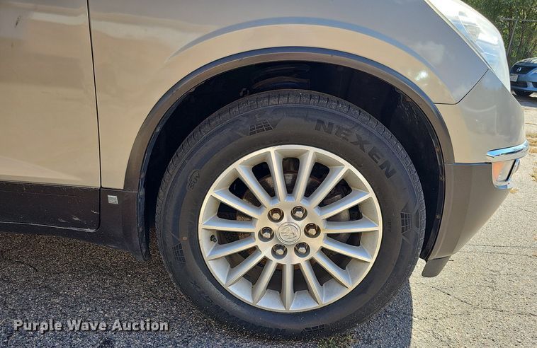 image for item DQ1173 2010 Buick Enclave CXL  SUV