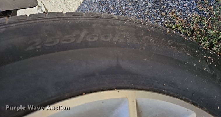 image for item DQ1173 2010 Buick Enclave CXL  SUV