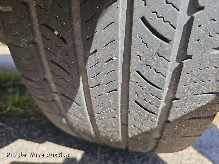 image for item DQ1173 2010 Buick Enclave CXL  SUV