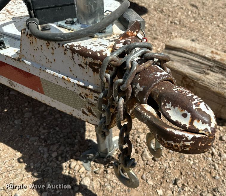 image for item DQ1424 2008 W-W  enclosed cargo trailer