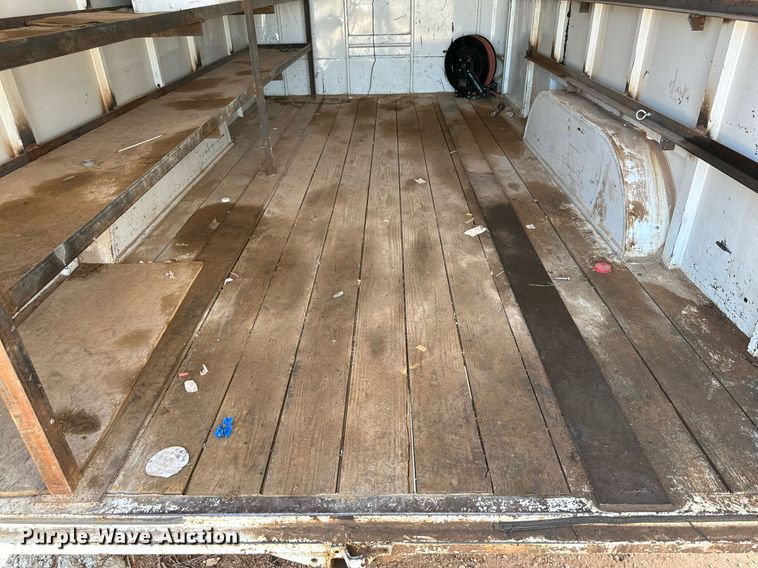 image for item DQ1424 2008 W-W  enclosed cargo trailer