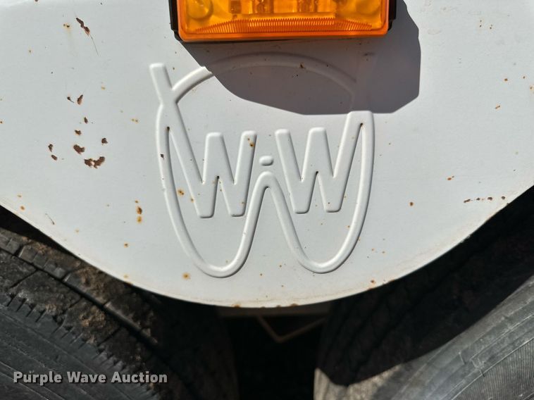 image for item DQ1424 2008 W-W  enclosed cargo trailer