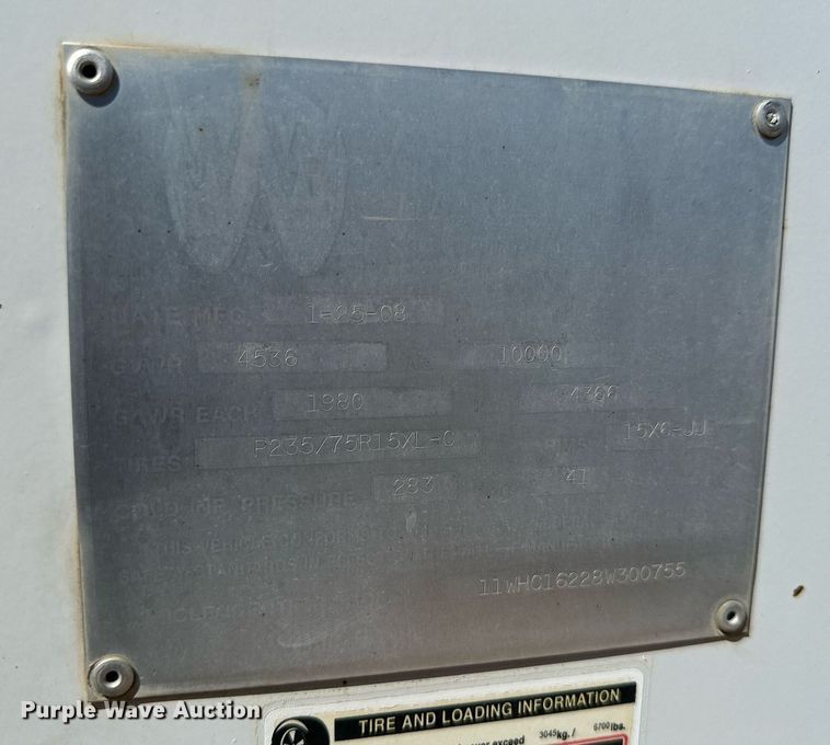 image for item DQ1424 2008 W-W  enclosed cargo trailer