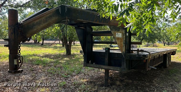 image for item DQ1433 1995 Tuff-Bilt  equipment trailer