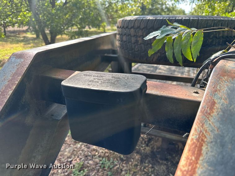 image for item DQ1433 1995 Tuff-Bilt  equipment trailer