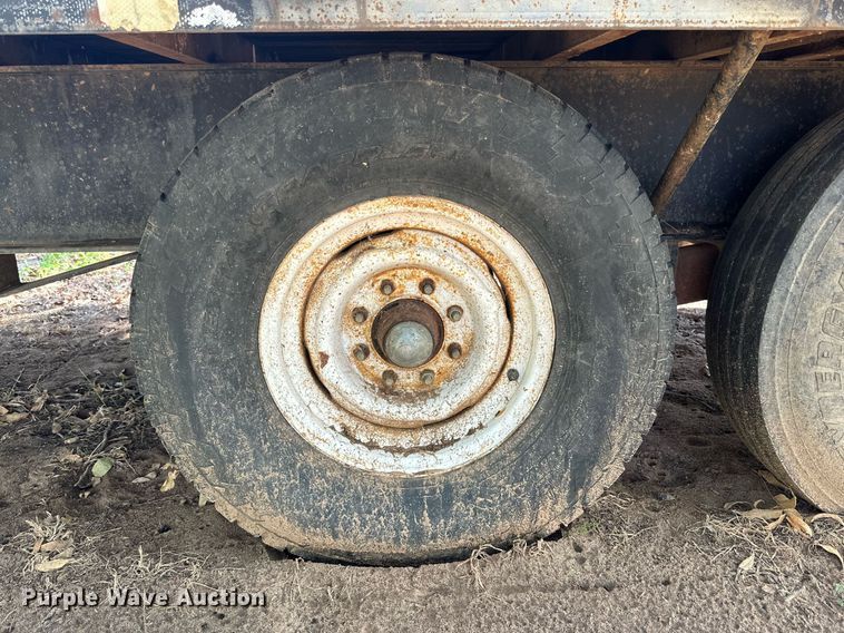 image for item DQ1433 1995 Tuff-Bilt  equipment trailer