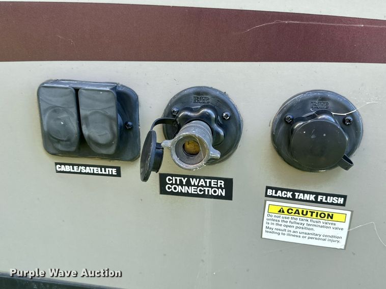 image for item DQ1436 2015 Forest River Surveyor  camper