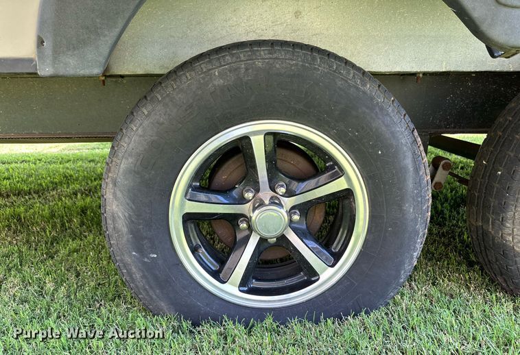 image for item DQ1436 2015 Forest River Surveyor  camper