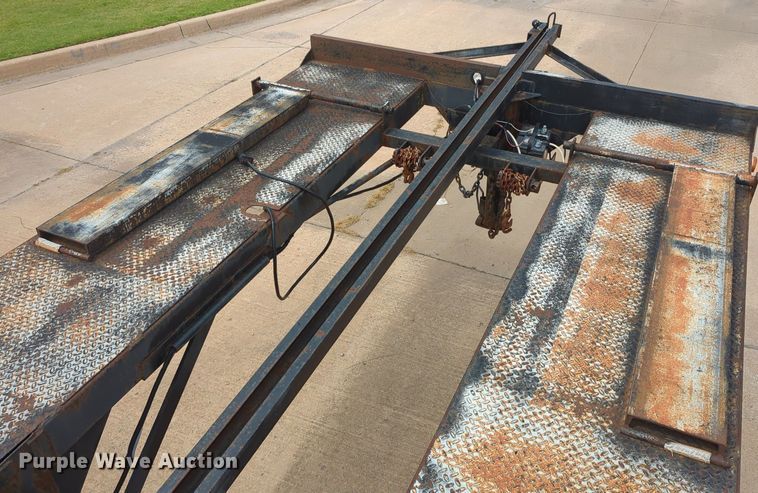 image for item DR7001 2000 Kaufman  car carrier