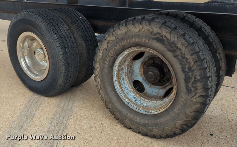 image for item DR7001 2000 Kaufman  car carrier