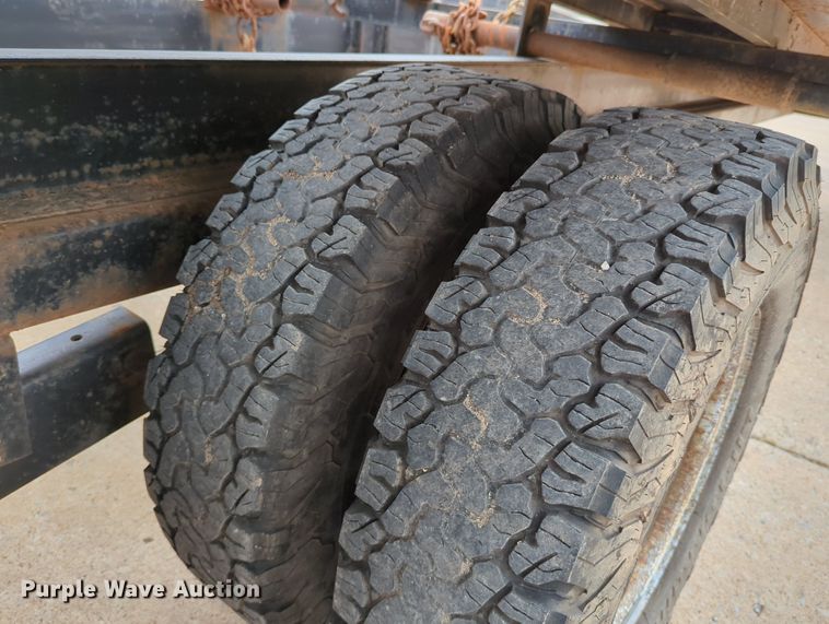 image for item DR7001 2000 Kaufman  car carrier