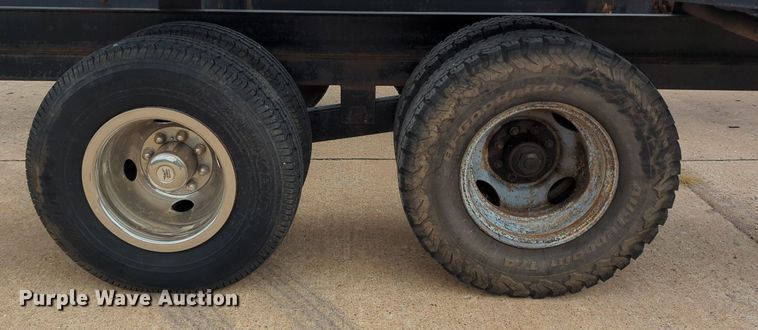 image for item DR7001 2000 Kaufman  car carrier