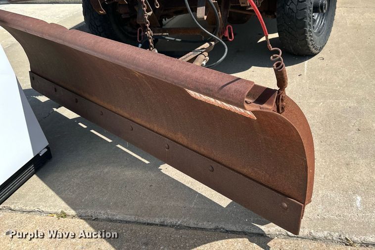 image for item DS2290 1997 Ford F250  utility bed pickup truck