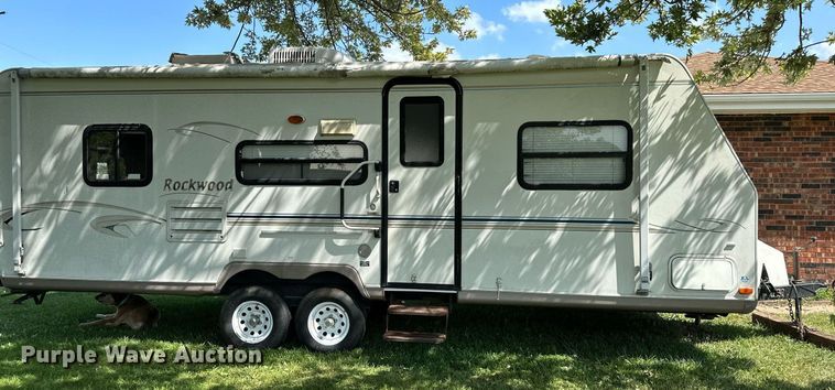 image for item DS2291 2004 Rockwood  camper