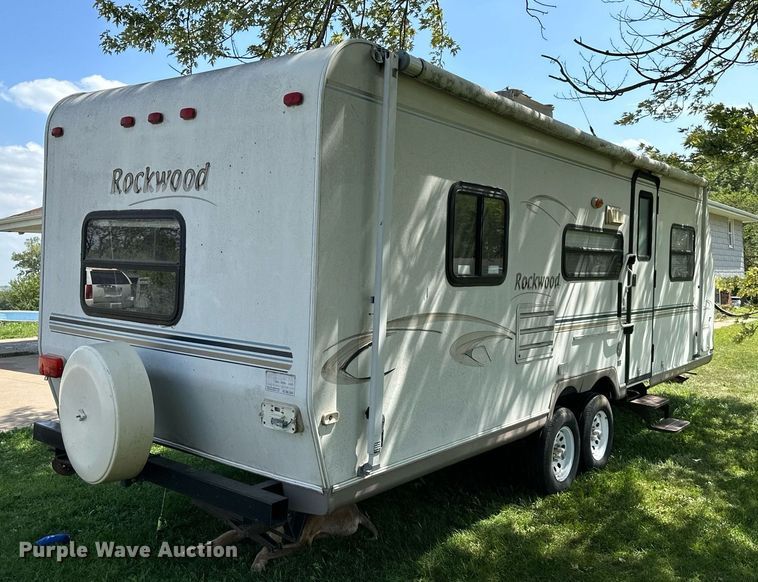 image for item DS2291 2004 Rockwood  camper