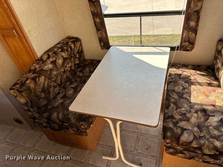 image for item DS2291 2004 Rockwood  camper