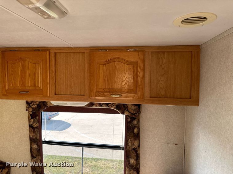 image for item DS2291 2004 Rockwood  camper