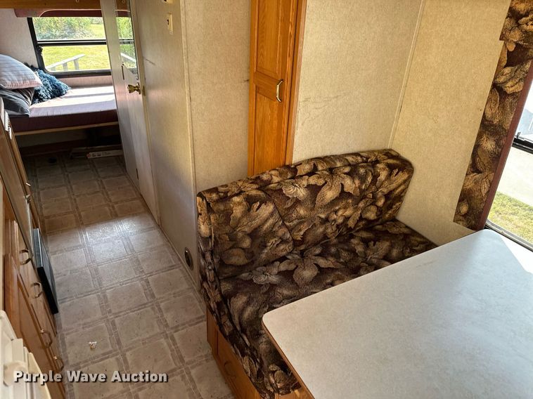 image for item DS2291 2004 Rockwood  camper