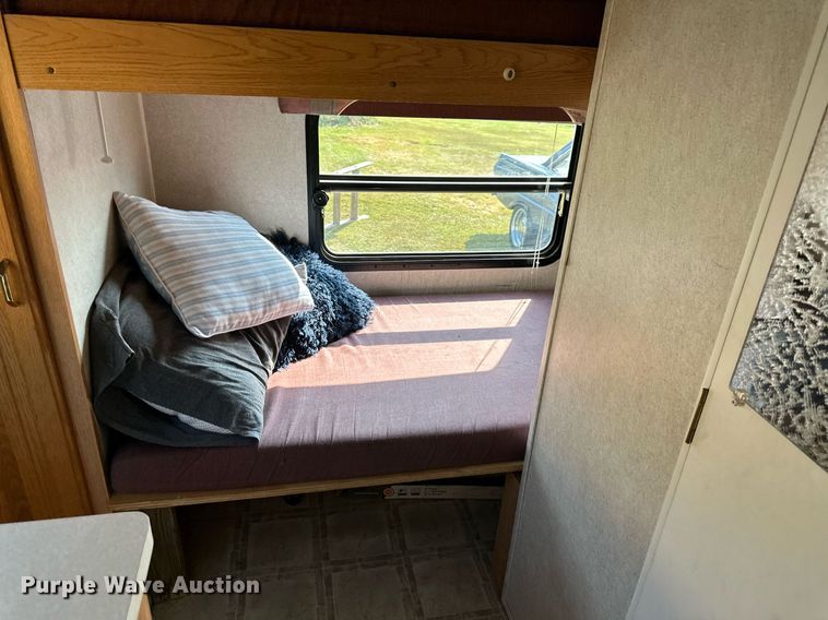 image for item DS2291 2004 Rockwood  camper