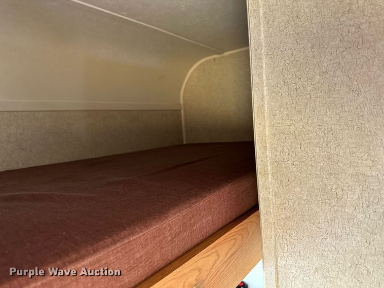 image for item DS2291 2004 Rockwood  camper