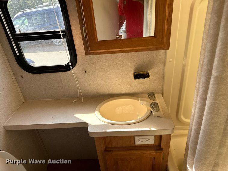 image for item DS2291 2004 Rockwood  camper