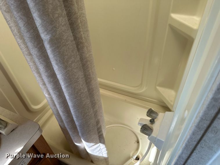 image for item DS2291 2004 Rockwood  camper