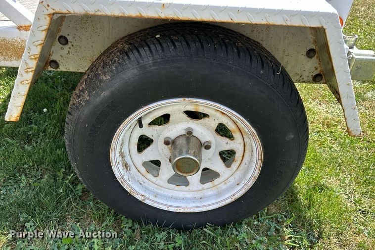 image for item DS2292 Radar trailer