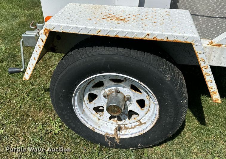 image for item DS2292 Radar trailer