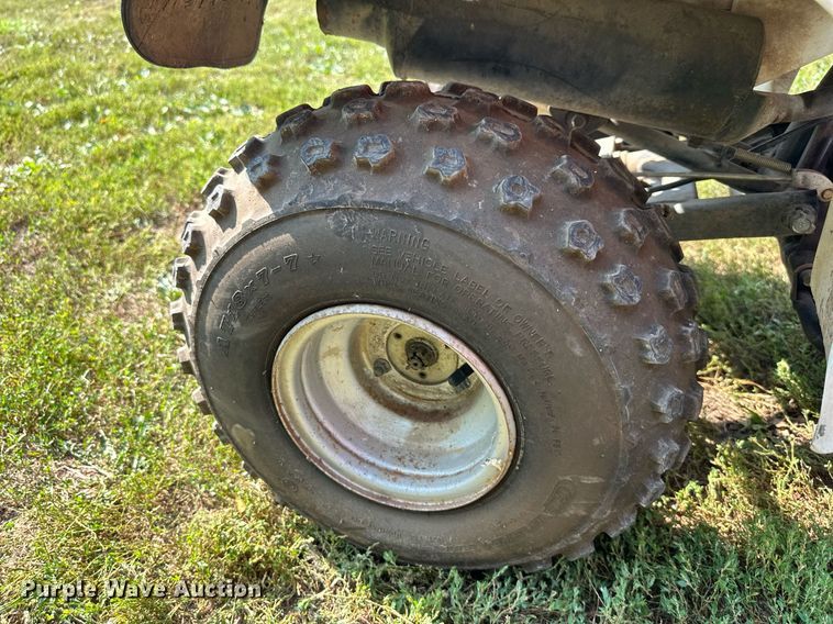 image for item DS2327 Yamaha Moto 4  ATV