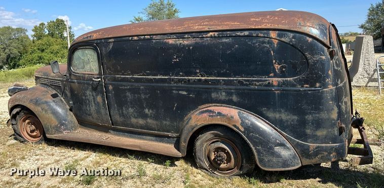 image for item DS2345 1946 Chevrolet Panel Wagon HD  van