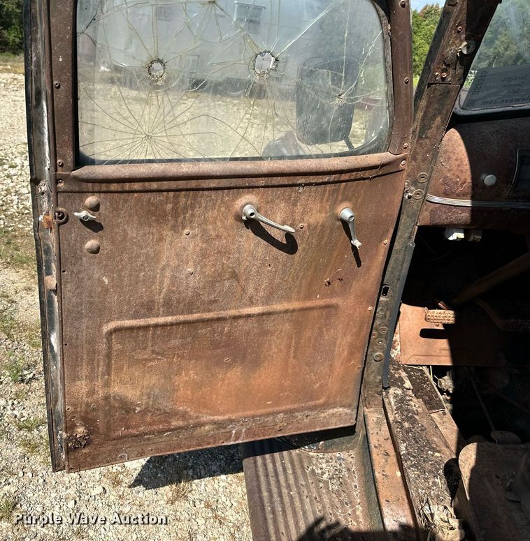 image for item DS2345 1946 Chevrolet Panel Wagon HD  van