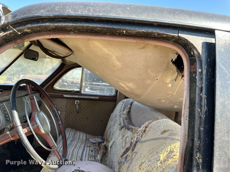 image for item DS2346 1946 Dodge Four Door  coupe