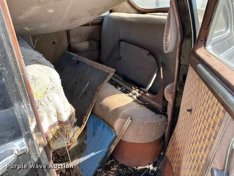 image for item DS2346 1946 Dodge Four Door  coupe