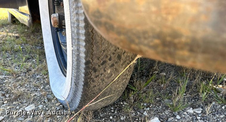 image for item DS2346 1946 Dodge Four Door  coupe