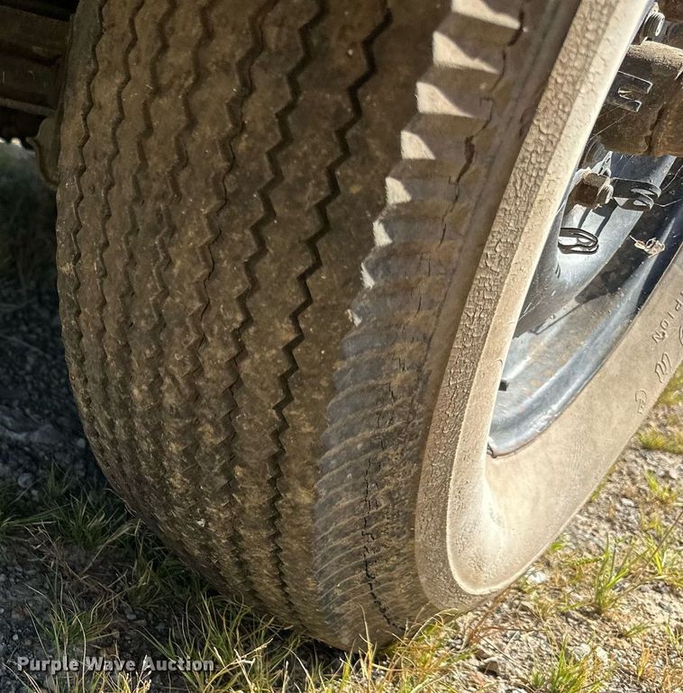 image for item DS2346 1946 Dodge Four Door  coupe