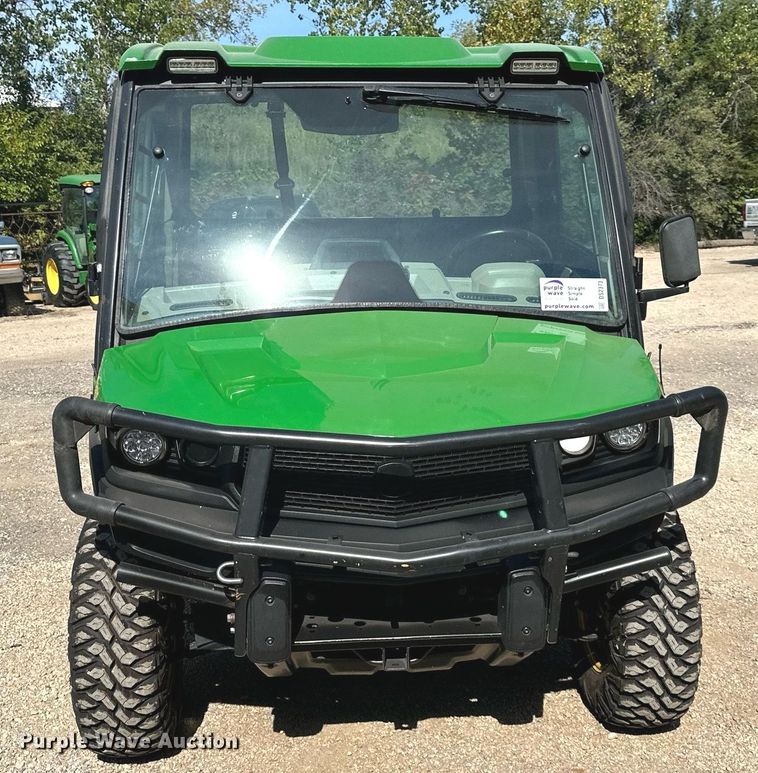 image for item DS2373 2018 John Deere XUV835R  utility vehicle
