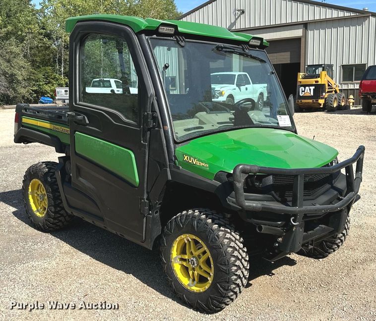 image for item DS2373 2018 John Deere XUV835R  utility vehicle